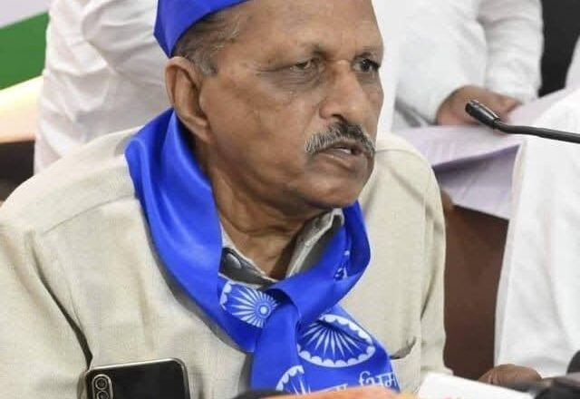 सामाजिक तसेच राजकीय चळवळीतील एक आदरणीय नेते व माजी आमदार उपेंद्र शेंडे यांच्या निधन