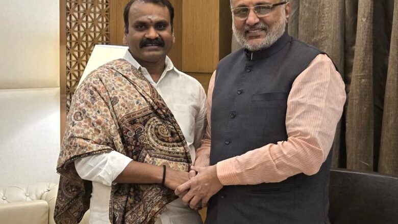 केंद्रीय संसदीय कार्य राज्य मंत्री डॉ. एल. मुरुगन यांनी आज महाराष्ट्राचे राज्यपाल सी. पी. राधाकृष्णन यांची नवी दिल्ली येथे सदिच्छा भेट घेतली.