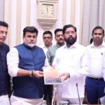 मराठी भाषा विभागाची आढावा बैठक आज सह्याद्री अतिथीगृहात पार पडली.- एकनाथ शिंदे